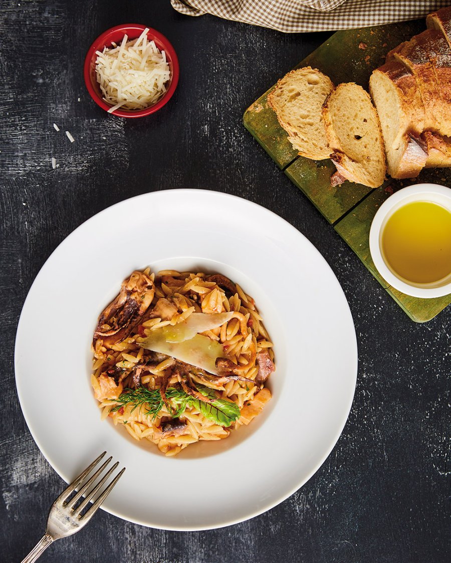 Orzo with cuttlefish